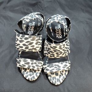 MONROE &MAIN ANIMAL PRINT LOW WEDGE SANDAL
